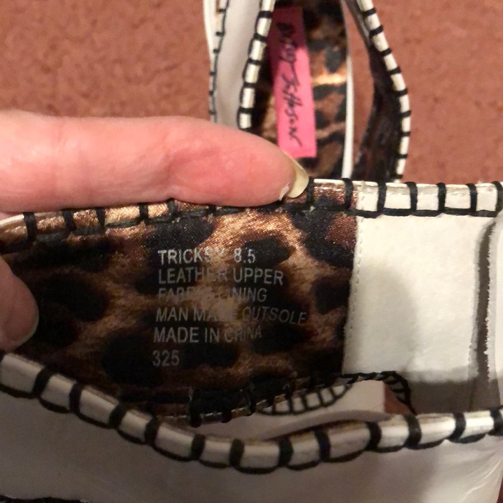 Betsey Johnson 🎉5xHP🎉 High Heel Shoes - Picture 6 of 6